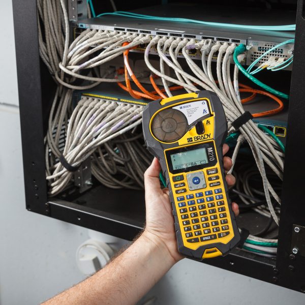 M210 Handheld Label Maker - Image 3