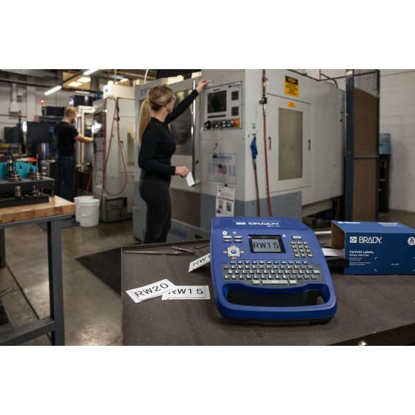 M710 Portable Label Printer with Hard Case - Image 2